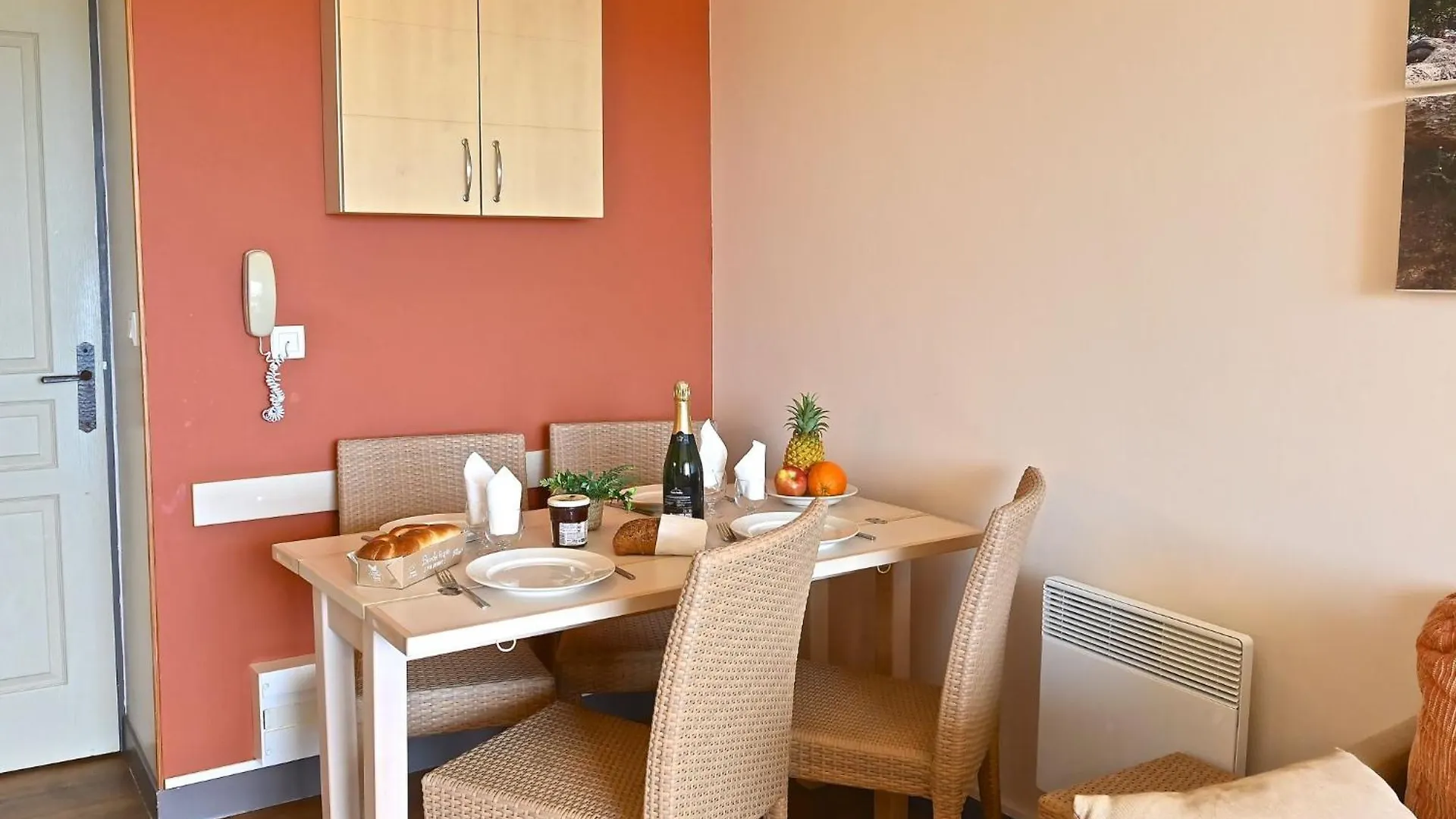 Apartment Village Cap Esterel - Le Village-76 By Interhome Saint-Raphaël