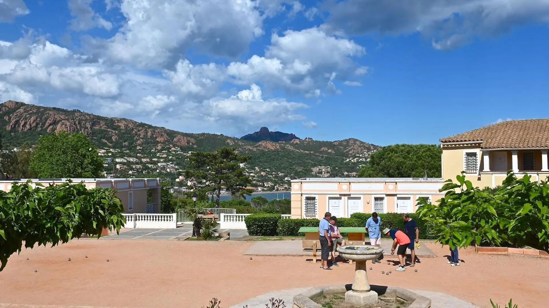 Apartment Village Cap Esterel - Le Village-76 By Interhome Saint-Raphaël