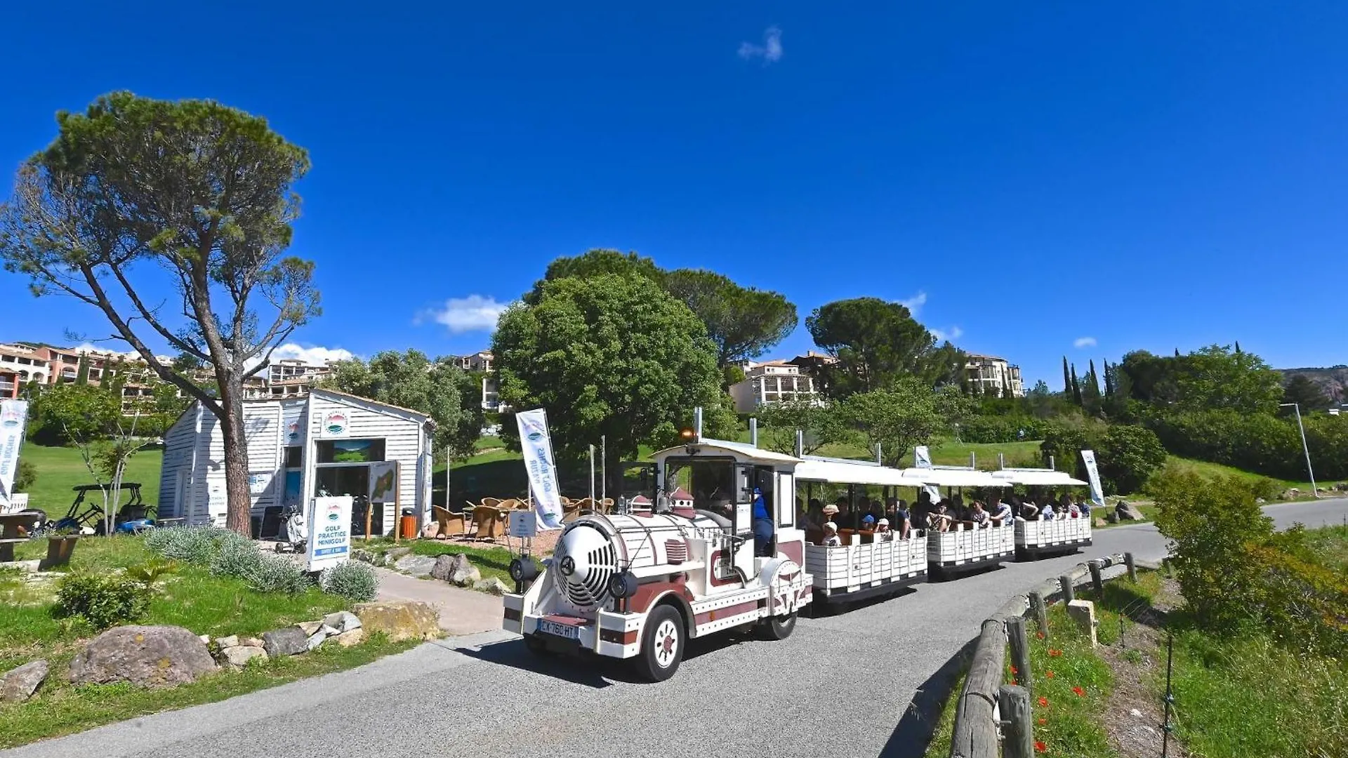 Apartment Village Cap Esterel - Le Village-76 By Interhome Saint-Raphaël
