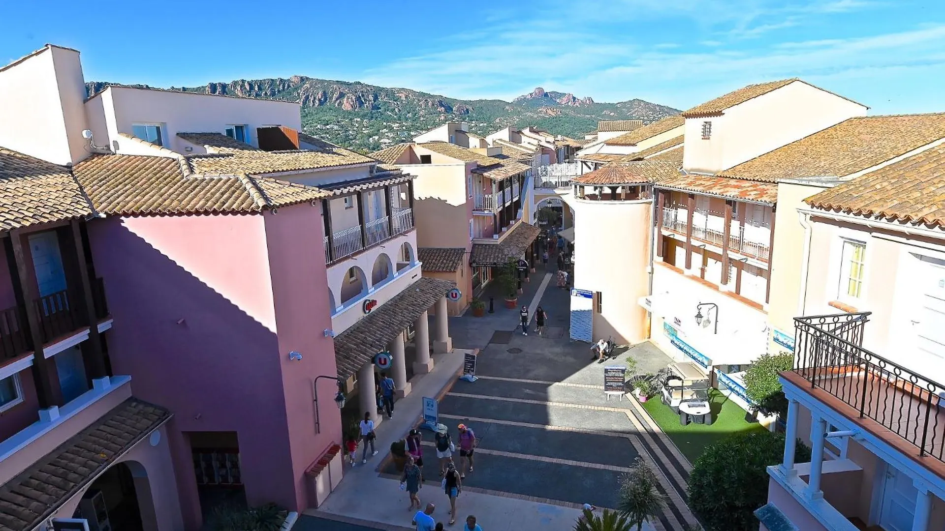Apartment Village Cap Esterel - Le Village-76 By Interhome Saint-Raphaël