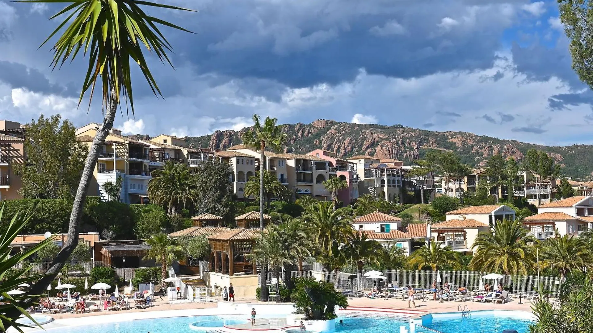 Apartment Village Cap Esterel - Le Village-76 By Interhome Saint-Raphaël